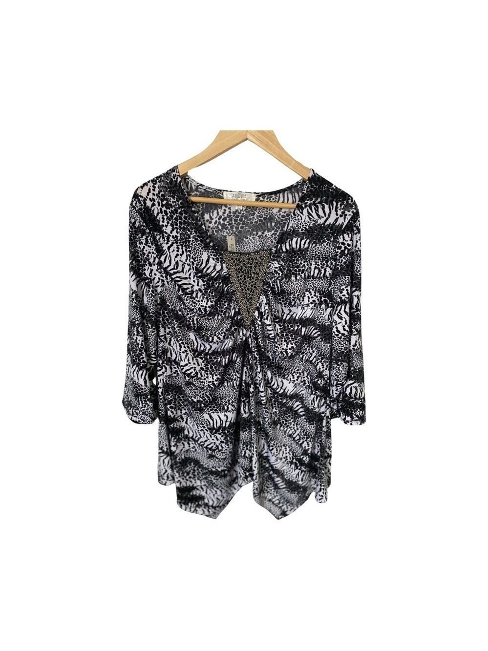 Purple Rain Women's Plus Size Black and White Ruched Front Blouse NWT Size 2X